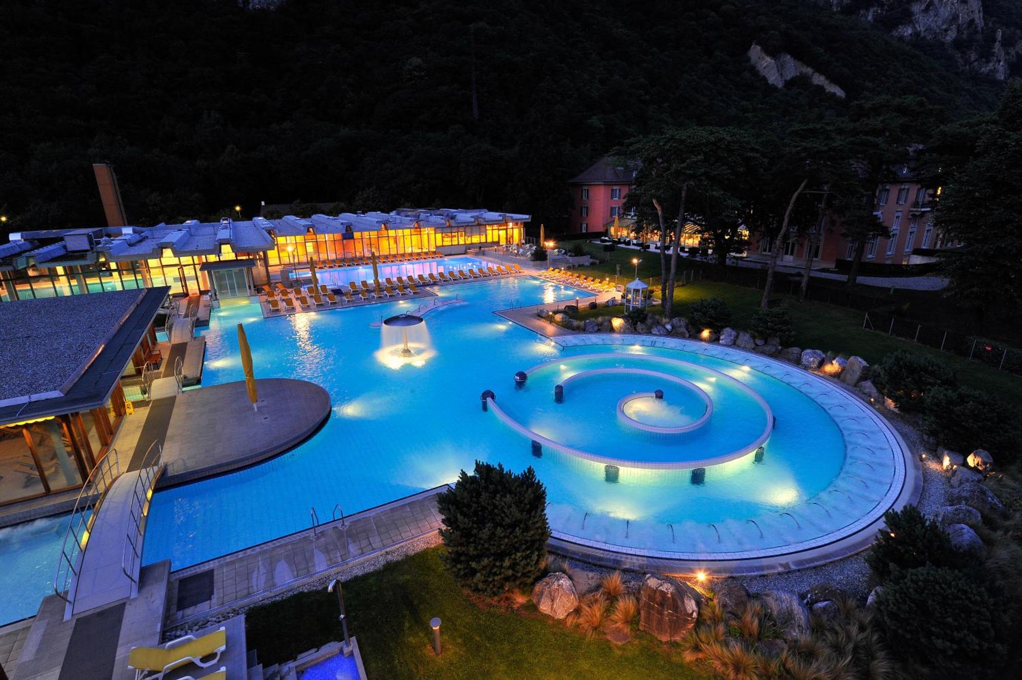 Grand Hotel Des Bains Lavey-les-Bains Exterior photo